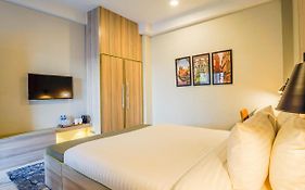 Roomy Crossroads Hotel, Peshawar